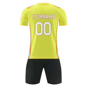 Uniforme de football à manches courtes de haute qualité pour hommes équipement de football imprimé par sublimation Offre Spéciale pour garçons service d'hiver OEM disponible - Product Image 3