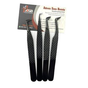 แหนบต่อขนตาสีดำทำจากสเตนเลสแบบญี่ปุ่นโลโก้ตามสั่งมีเพชรแบบมืออาชีพ - Product Image 1