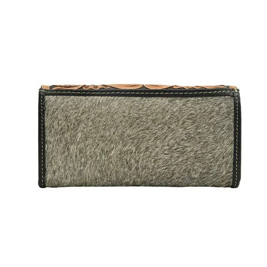 สีน้ำตาล