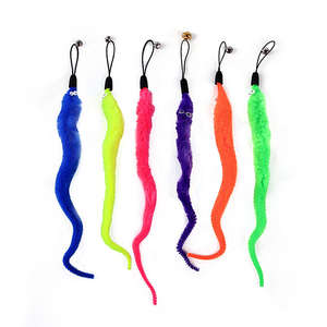 Juguete Interactivo Ecológico de Poliéster para Gatos: Varita de Entrenamiento con Gusanos de Peluche de Repuesto para Jugar y Estimular - Product Image 6