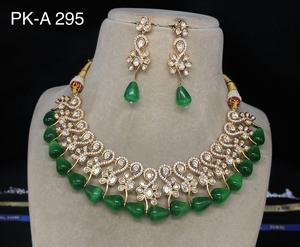 Ensemble de bijoux en laiton fait main Kundan antique | Collier et boucles d'oreilles de mariée diamants américains | Bijoux de mariage et de fête pour femmes - Product Image 1