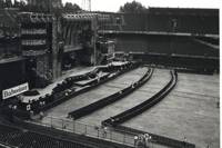 Podium en aluminium, barrières de sécurité pour concerts, barrières de contrôle de foule pour événements, clôtures de sécurité, location de barrières Mojo