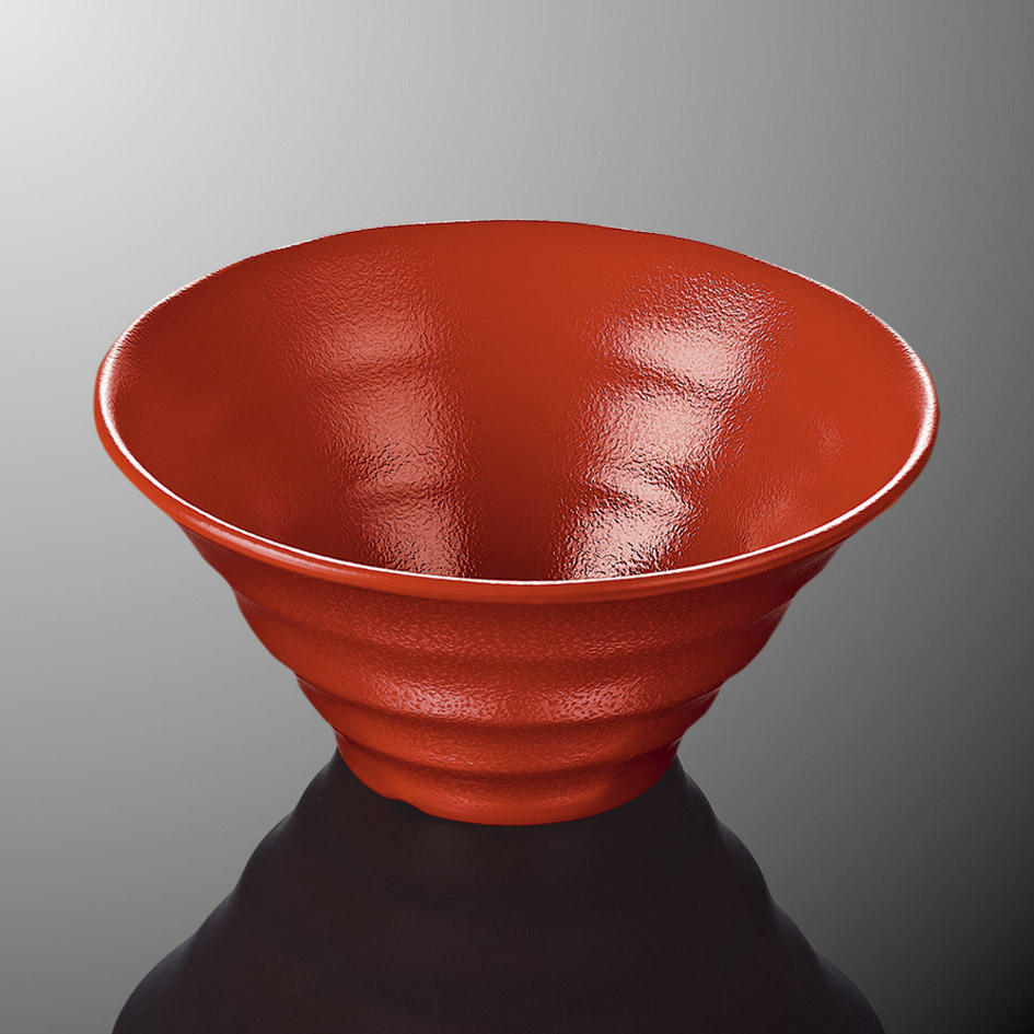 สีแดงขนาดใหญ่