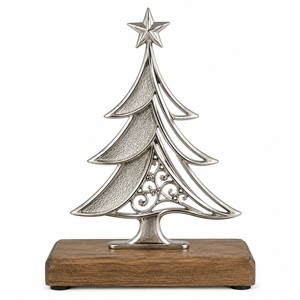 Figurine d'arbre de Noël en métal artisanal avec base en bois, décoration de table pour le salon, design traditionnel, 1 pièce - Product Image 1