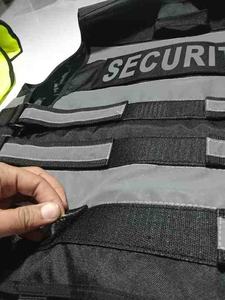 Chaleco DE SEGURIDAD transpirable con tiras reflectantes Ligero Diseño duradero de alta visibilidad para construcción y trabajo industrial - Product Image 3