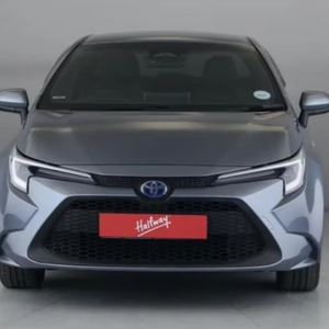 PRÊT à EXPÉDIER ! Toyota Corolla 1.8 XR Hybride CVT Berline, Intérieur Cuir Foncé, Pneus R17, Volant Gauche/Droite, à Vendre - Product Image 6