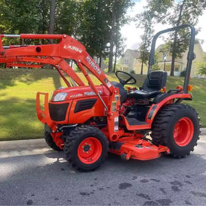 Tractor Compacto Kubota B2320 4WD con Cargador Kubota LA304 - Product Image 1