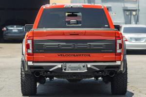 F-150 VelociRaptor 600 2021, Inspeccionado, Motor V6 Turboalimentado, Tracción en las Cuatro Ruedas, Color Naranja Metálico - Product Image 3