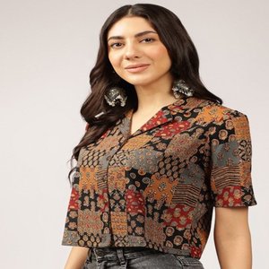 Màu Đen Và Đa Màu Áo Sơ Mi Phong Cách Phụ Nữ Hàng Đầu Dân tộc Họa tiết In Ngắn, Thường Xuyên Tay Áo Phụ Nữ Quần Áo Made In Ấn Độ - Product Image 3