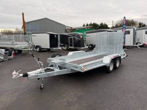 Remorque porte-palplanches robuste Brian James Digger Plant 543, 3,7 m x 1,7 m, 3500 kg MVM, panneau arrière perforé pleine largeur amélioré - Product Image 4