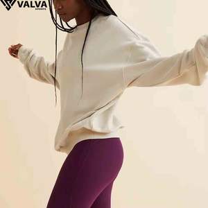 Sudadera con forro de invierno informal para mujer de etiqueta privada personalizada Sudaderas con capucha de tinte liso de algodón 100% personalizadas según su marca. - Product Image 5