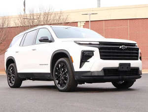 Chevrolet Traverse 2024 USADO EN EXCELENTES CONDICIONES - Product Image 2