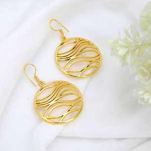 Exclusivos nuevos pendientes de gota de latón de Color dorado de 18 quilates a la moda diario Simple hueco patrón de textura ondulada estilo colgante Popular - Product Image 4