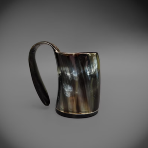 Taza de Cuerno Estilo Animal Ecológica Hecha a Mano con Diseño Pulido Distintivo para Beber de Forma Moderna por Tradebit - Product Image 4