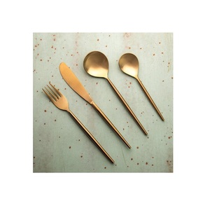 ชุดเครื่องใช้บนโต๊ะอาหารสแตนเลสสตีลระดับพรีเมี่ยมคุณภาพสูงชุดเครื่องใช้บนโต๊ะอาหารสีทองแบบ4ชิ้น - Product Image 1