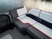 Nouveau bateau ponton essentiel avec un design de clôture unique pour les vacances en famille, la pêche, yacht sportif durable en fibre de verre, moteur de pêche
