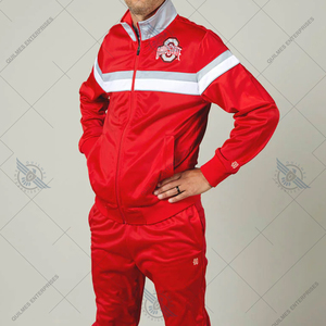 เสื้อแจ็กเก็ตมีซิปแบบเต็มตัวสำหรับผู้ชายชุดกีฬาแนวสนามสีแดงของมหาวิทยาลัยโอไฮโอสเตทออกแบบโลโก้ได้ตามต้องการ - Product Image 5