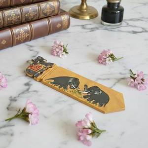 Modern Hand-Painted Eco-Friendly Wooden <b>Bookmark</b> with Colorful Artistic Design for <b>Gifts</b> and Reading Lovers - Product Image 5