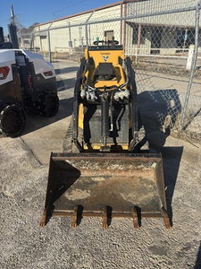 mini skid steer 2017VERMEER S800TX <b>stand</b> on for sale - Product Image 3