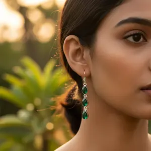 ต่างหูเงินแท้ 925 ประดับพลอยสีเขียว ของขวัญแฟชั่นสำหรับผู้หญิง - Product Image 2