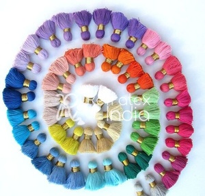 Proveedor y fabricación a granel de mini borla de 3cm por Refratex India Hecho en India para la mejor calidad y bajo precio - Product Image 1