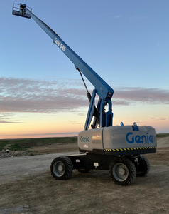 Plateforme de travail en hauteur Genie S-85, nacelle articulée hydraulique 26M, moteur diesel, capacité 227 kg, garantie 3 ans - Product Image 2