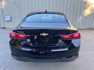 Voiture d'occasion Chevrolet Malibu LT 2017 à bas prix à vendre - Product Image 6