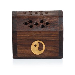 Coffret cadeau personnalisé de luxe en bois de santal sculpté pour aromathérapie Brûleur d'encens haut de gamme avec tiroir pour Pâques - Product Image 1