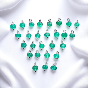 สร้อยคอและสร้อยข้อมือลูกปัดเงินสเตอร์ลิงสีเขียวประดับอัญมณีธรรมชาติสีเขียวชุบโรเดียม - Product Image 1