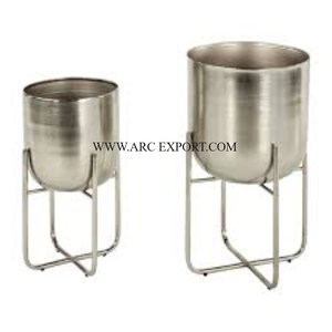 ชุดกระถางต้นไม้โลหะ2ขนาดสำหรับตกแต่งบ้านและห้องนั่งเล่นทำจากโลหะ - Product Image 6
