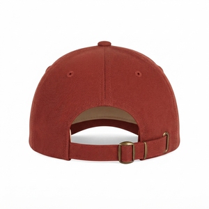 Gorra de Béisbol de Sarga de Algodón Estructurada Roja con Bordado, Ajustable, Unisex, con Logotipo Frontal de Letra Común, Estilo Casual Deportivo - Product Image 3