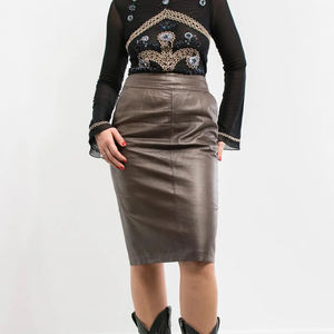 Hot Selling Stylish Design Low MOQ Leather <b>Skirts</b> Women's Casual Summer Durable PU Leather <b>Skirts</b> with Natural Waistline - Product Image 4