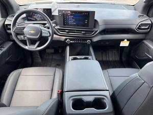 Chevrolet Silverado EV 2026 USATO - Motore ibrido a 6 cilindri (644 CV) 4x4, 2 assi, trasmissione automatica, guida a sinistra - Product Image 3