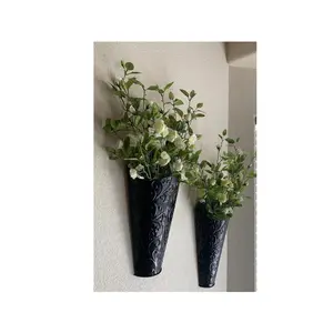 Wholesale Indoor Outdoor Distressed Galvanized Metal Flower Pot Farmhouse Home Decor Plant and pot