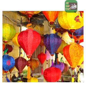 Lanternes en soie de Hoi An faites à la main du Vietnam, forme, taille et couleur personnalisées pour la décoration d'événements et l'exportation - Product Image 5