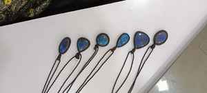 Magnifiques boucles d'oreilles pendantes en opale AAA, fil macramé, pierres semi-précieuses, bijoux en pierres semi-précieuses, cabochons polis à la main - Product Image 2