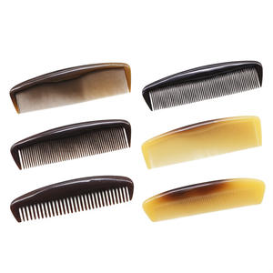 หวีฮอร์นระดับพรีเมี่ยมจากเวียดนาม: เครื่องมือเสริมสวยระดับไฮเอนด์เหมาะสำหรับคอลเลกชันโรงแรมสุดพิเศษ - Product Image 1