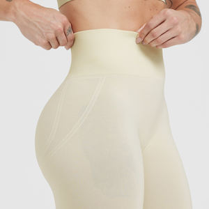 <b>Women's</b> Fitness Leggings Mid Waist <b>Knitted</b> Breathable Gym <b>Tight</b> Custom Logo OEM Shorts - Product Image 4