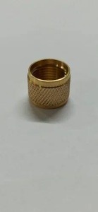 Inserto de tapa de latón industrial: Conector de instalación de tuberías de alta resistencia para sistemas de plomería y aplicaciones residenciales - Product Image 2