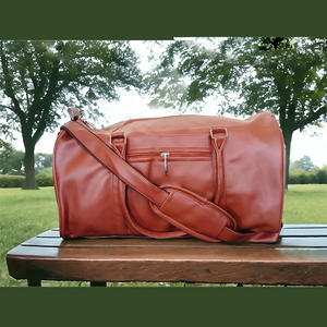 กระเป๋าทรงดัฟเฟิลหนังวัวแท้มีซิปปิดกระเป๋าเดินทางโลโก้ออกแบบได้ตามต้องการ - Product Image 6