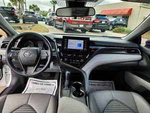 Usado cuidadosamente 2021 Toyota Camry SE 4dr Sedan - Product Image 2