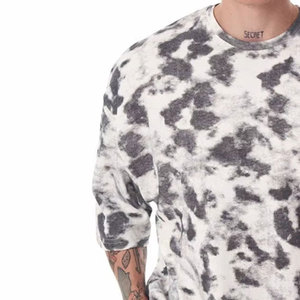 เสื้อยืดโอเวอร์ไซส์สีใหม่มาแรง ทนทาน คุณภาพสูง ระบายอากาศได้ดี เป็นมิตรกับสิ่งแวดล้อม สีสันปรับแต่งได้ ผลิตจากโพลีเอสเตอร์/คอตตอน สไตล์ลำลองสำหรับผู้ชาย - Product Image 6
