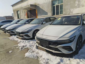 To yo t a C a m r y 2024 Vehículos 4 Puertas 5 Asientos Híbrido Automático Gasolina Coche Combustible - Product Image 2