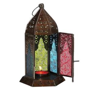 Lanterne à bougie suspendue en fer et verre de style marocain, finition dorée, porte-bougie en métal pour la décoration de la maison, décoration de festival, décoration du Ramadan - Product Image 3