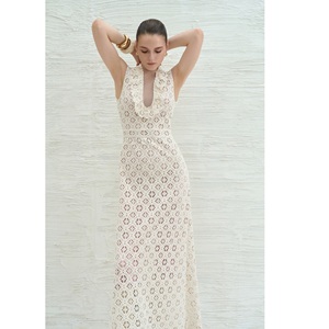 Robes pour femmes en gros, sans manches, 25% polyester, 75% coton, ODM EOS LACE MAXI DRESS, nouveau design, robes élégantes en provenance du Vietnam - Product Image 3