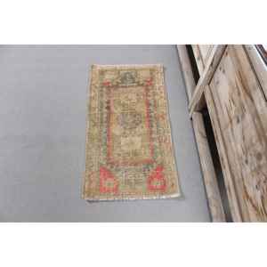 Alfombra Vintage de 1.5x2.9 pies, Alfombra Turca, Alfombra Oriental Marrón de Lana - Product Image 1