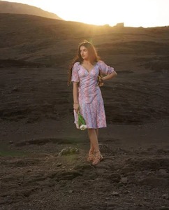 ชุดเดรสผ้าฝ้ายโบฮีเมียนทันสมัยใหม่ชุดเดรสผ้าฝ้ายโบฮีเมียนพิมพ์ลายดอกไม้นุ่มสบายสำหรับการเดินทางในฤดูร้อน - Product Image 1