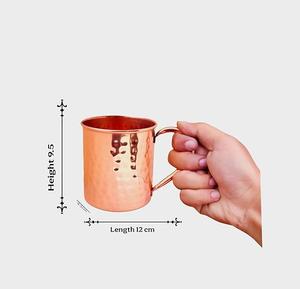 Taza compacta de cobre con asa fácil de sostener y estética vintage ideal para fotografía de bebidas o estilo de mesa - Product Image 3