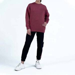 Ropa de invierno lisa y extragrande de manga larga informal en blanco, precio barato al por mayor, superventas, Sudadera de cuello redondo de secado rápido para mujer - Product Image 4