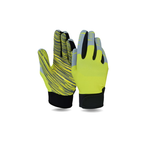 Guantes de Fútbol Americano Personalizados de Alta Calidad para Adultos, Nuevo Modelo con Diseño Impreso, Hechos de Cuero - Product Image 4